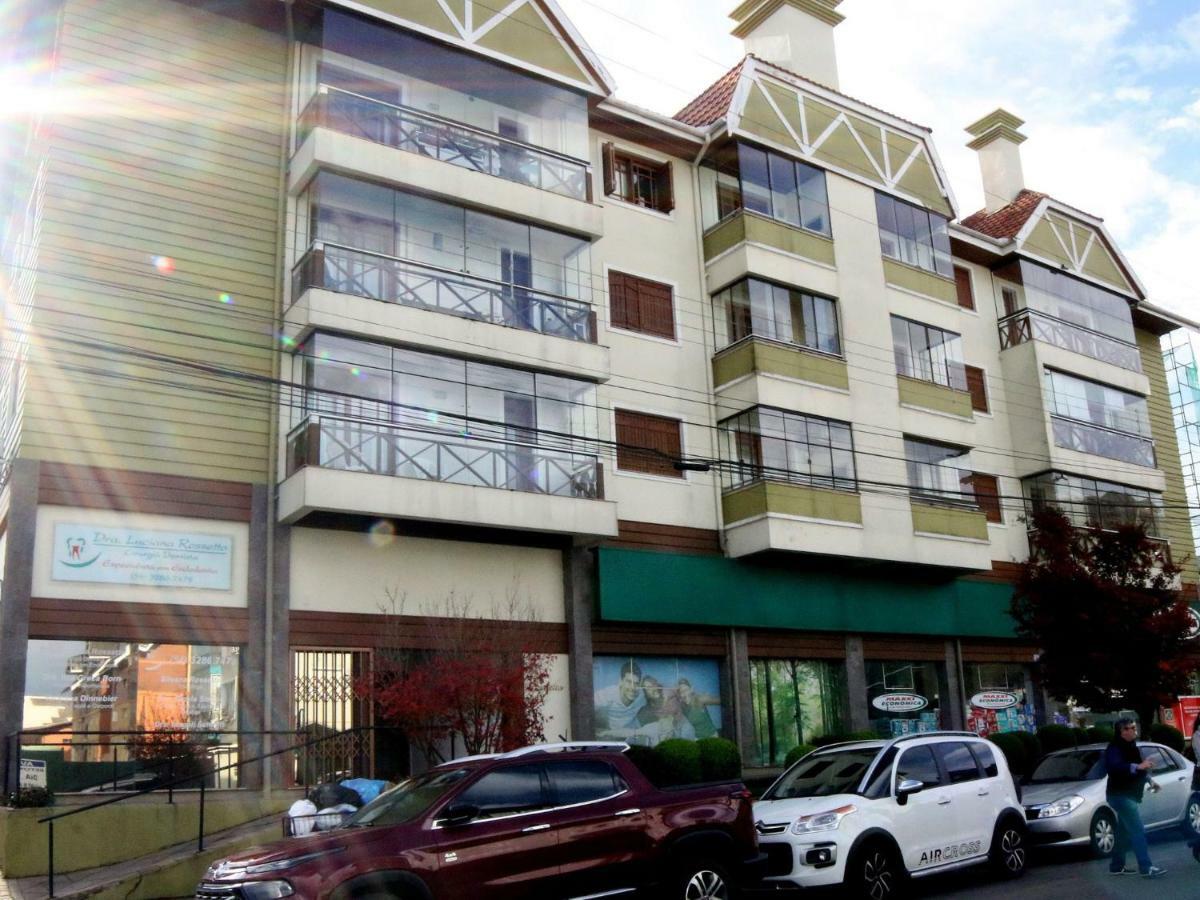 Charmoso Apartamento No Centro De Gramadoアパートメント エクステリア 写真